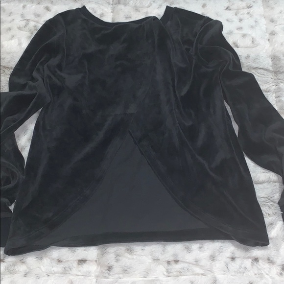 🌻Victoria Secret Top - Picture 3 of 4